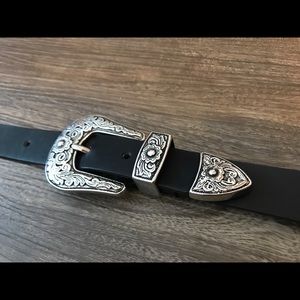 Belt trio
